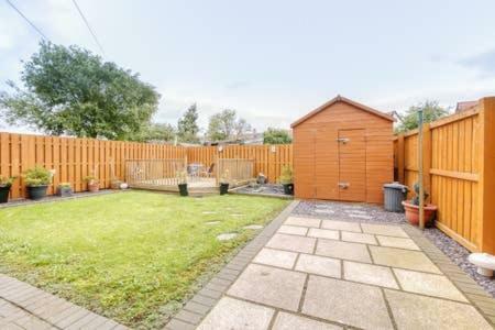 Crewe - 2 Bed, Free Off Street Parking And Private Garden Appartement Édimbourg