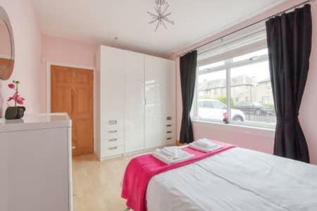 Appartement Crewe - 2 Bed, Free Off Street Parking And Private Garden Édimbourg